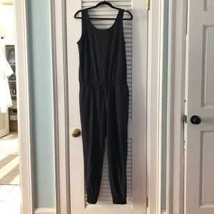 Athleta Black Sleeveless Jumpsuit Size 8